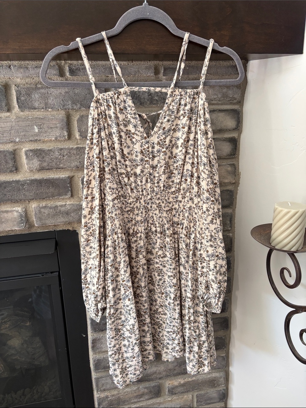 Old Navy Beige Floral Cold-Shoulder Long-Sleeve Dress